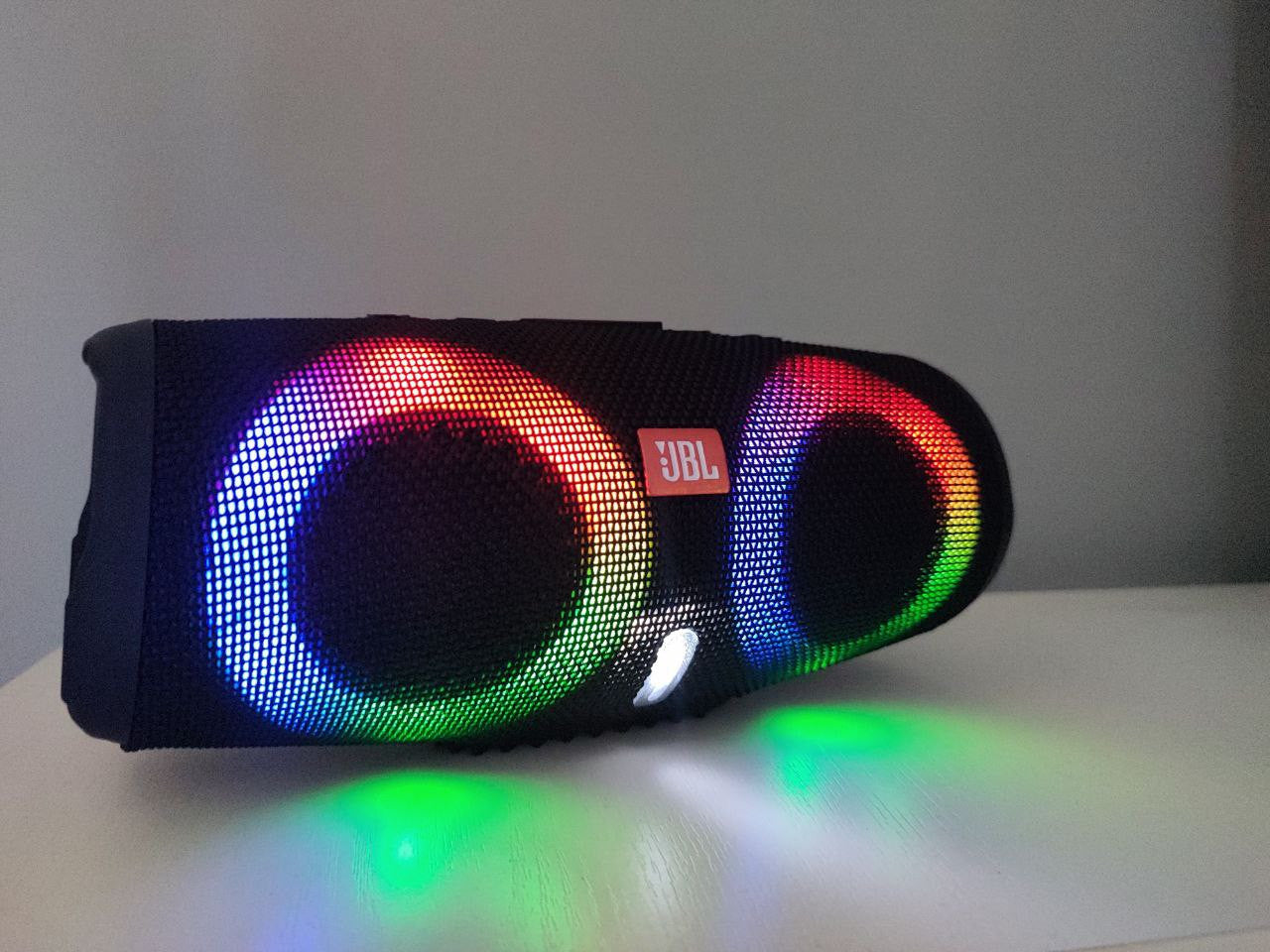 altavoz charge 5