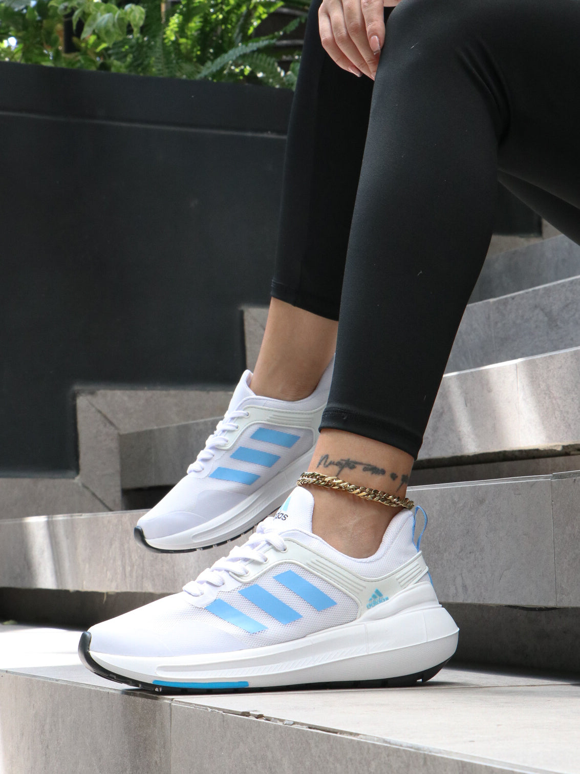 AN10 ADIDAS